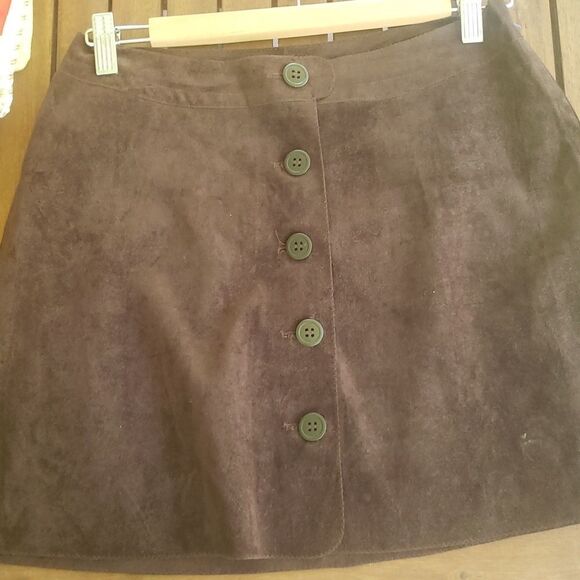 Max Studio Faux Suede Velvet Skater Skirt - Picture 5 of 9